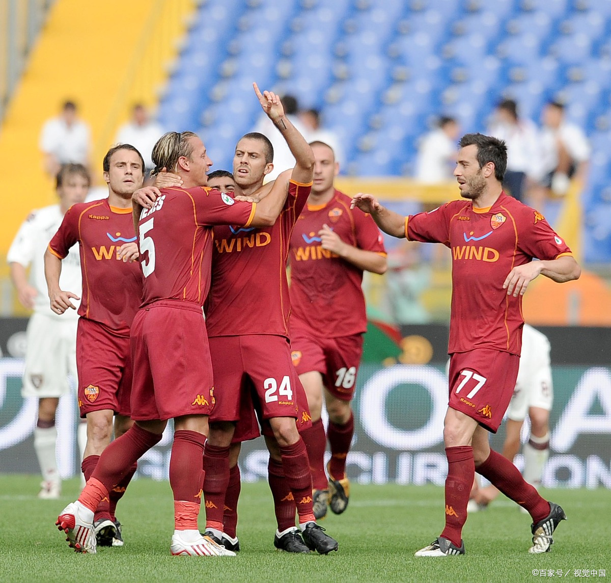 格拉纳达对阵阿贾克斯，实力碰撞谁能脱颖而出？的简单介绍