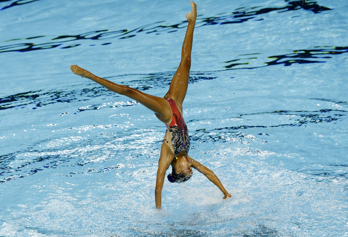 韩国运动员在游泳比赛中发挥出色