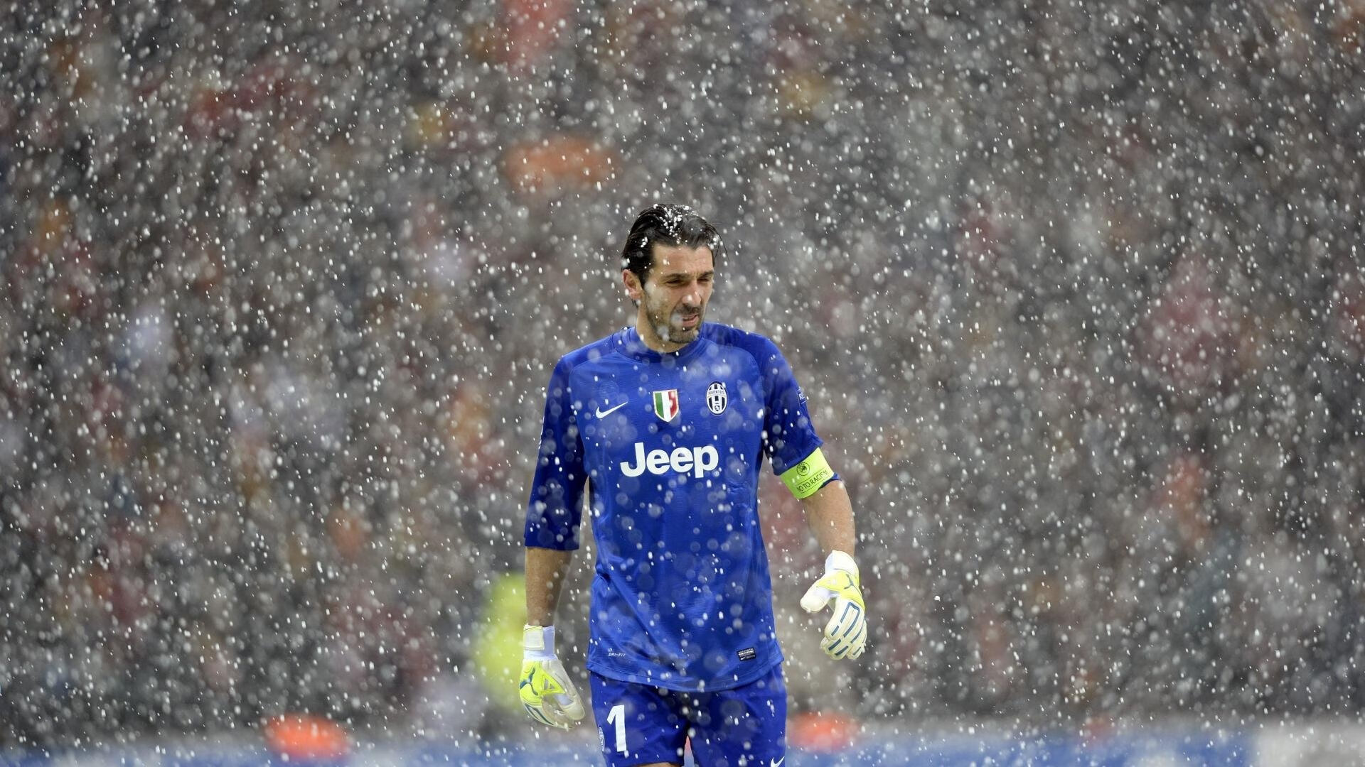 当加勒比海风遇上诺坎普传奇,洪都拉斯对阵巴萨,德布劳内关键战不手软