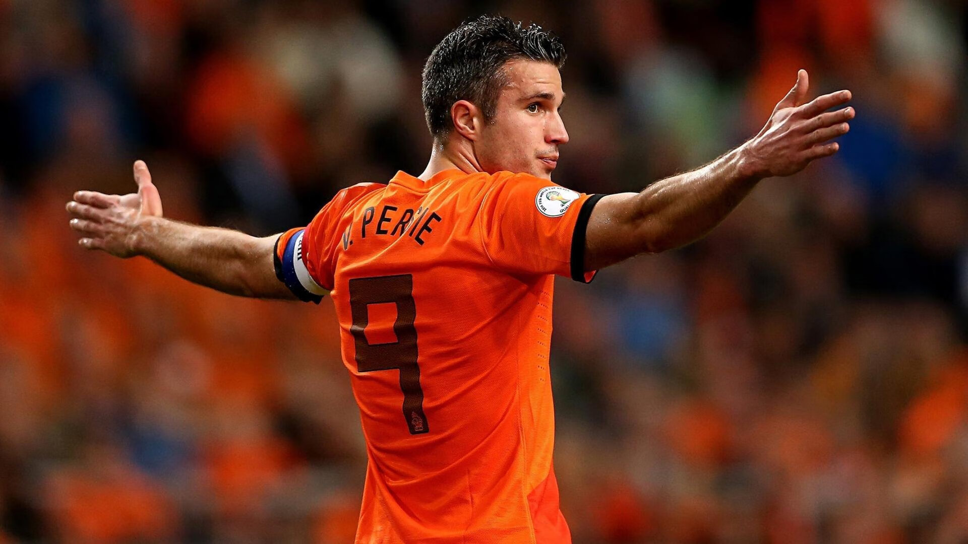 赛道上的红色风暴，塞恩斯高光表现，红牛车队如何碾压索伯